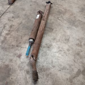 2003 Ford F250 Rear Driveshaft - Short Bed