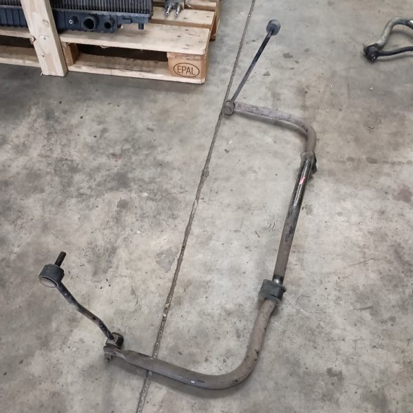 1999-2004 Ford F-250 Rear Axle Sway Bar Stabilizer Mount