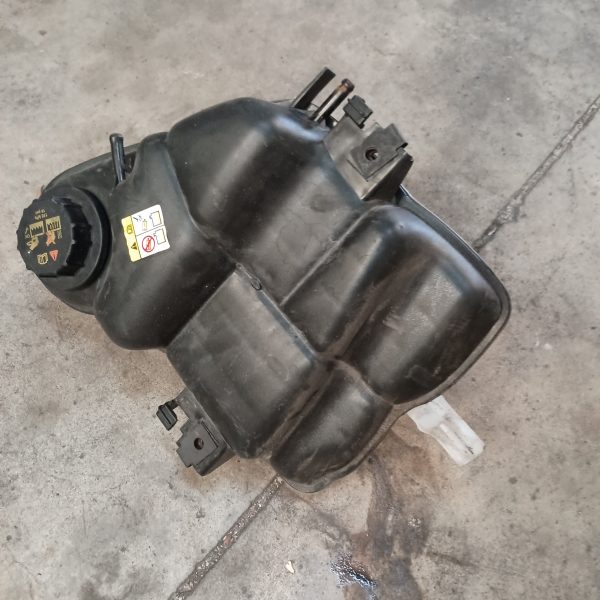 2003 Ford F250 Radiator Exp Tank Diesel - Image 3