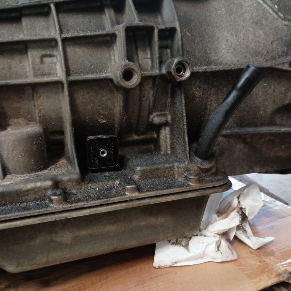 2003 Ford F250 Transmission M6 3C3P-7000-GK - Image 2