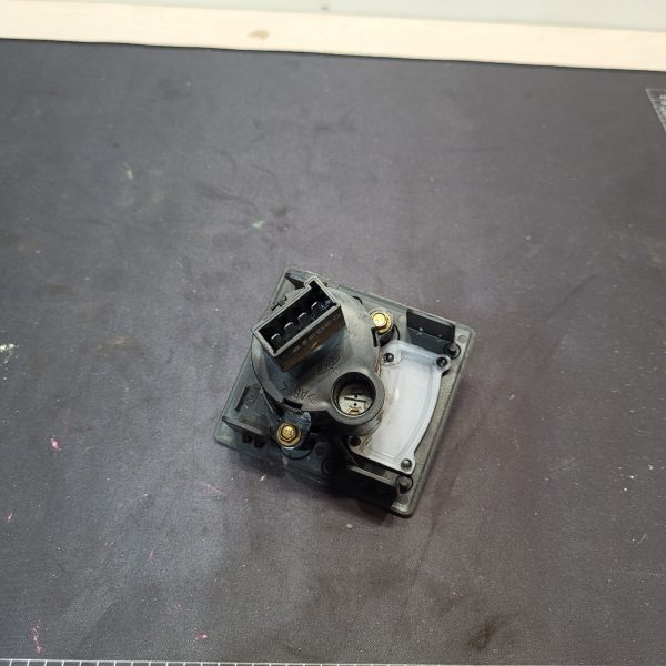 2003 Ford F250 Transfer Case Switch (In Bezel) - Image 2