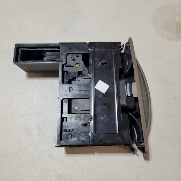 1999-2004 Ford F-250 cup holder - Image 4