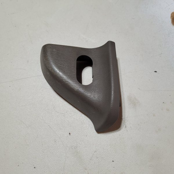 1999-2004 Ford F-250 Driver (Left) Rear Window Switch Bezel