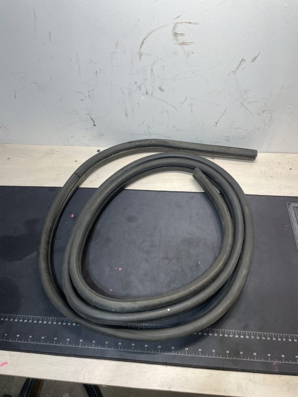 1999-2004 Ford F250 Driver Rear Door Seal