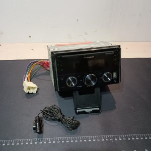 2003 Ford F250 Pioneer Head Unit with Microphone and Harness