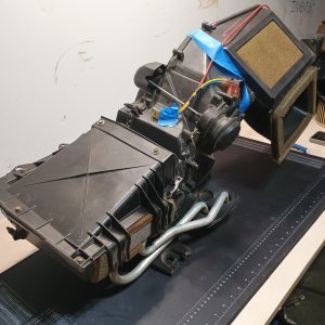 1999-2004 Ford F-250 Air Condition Heater Box (with Coil)