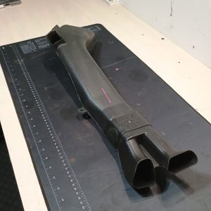 1999-2004 Ford F-250 Air duct vent tube