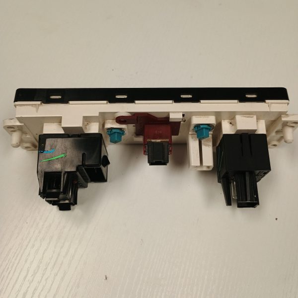 1999-2004 Ford F-250 Heater and AC Control - Image 2