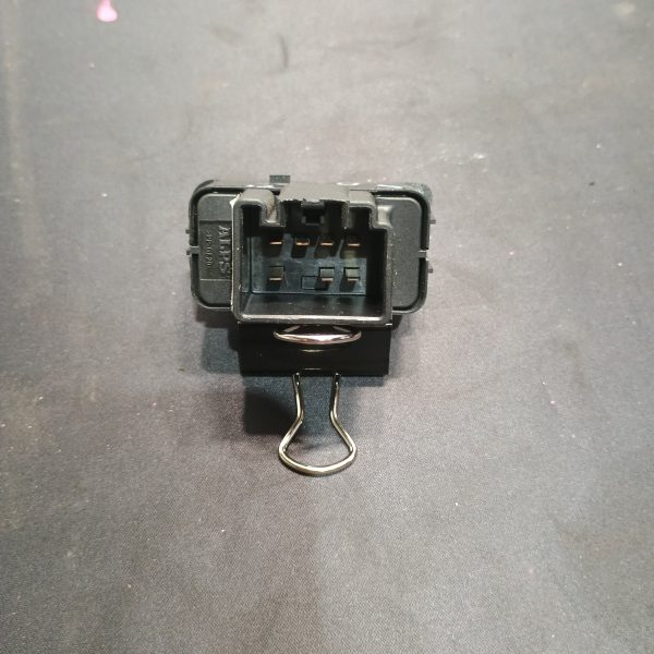 1999-2004 Ford F-250 Right (Passenger) Lock Switch - Image 2