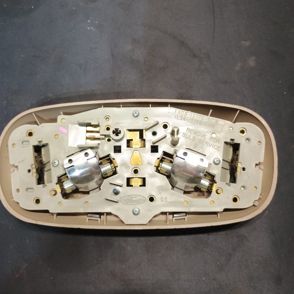 1999-2004 Ford F-250 Overhead Dome Light - Image 2