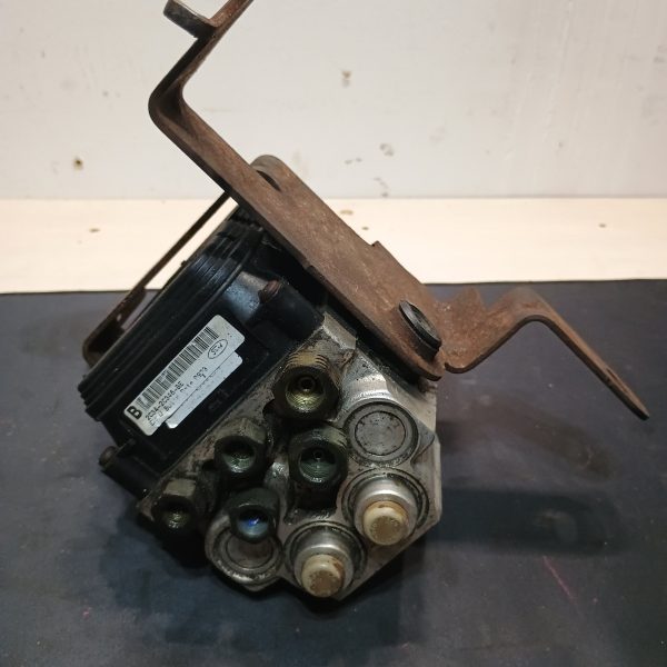 2003 Ford F250 ABS Control Unit with Bracket - Image 3