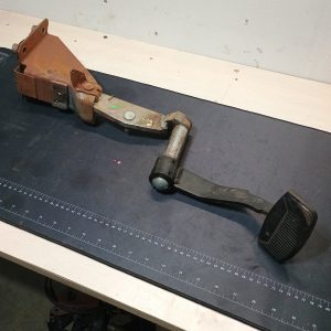 2003 Ford F250 Brake Pedal Assembly -Adjustable. Motor sold Separate.