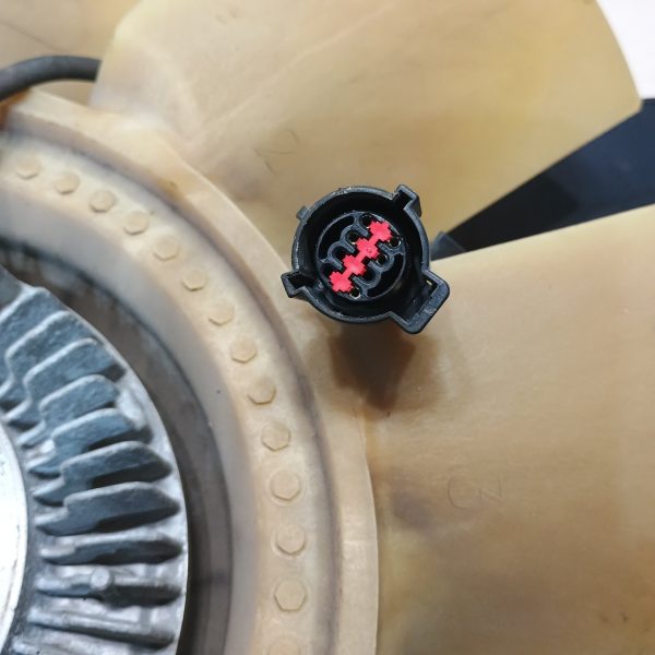 2003 Ford F250 Cooling Fan with Clutch - Image 2