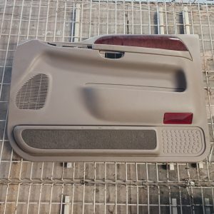 1999-2004 Ford F-250 Lariat Passenger Front Door Interior Panel