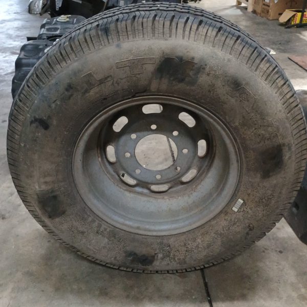 2003 Ford F250 Spare Tire - Image 3