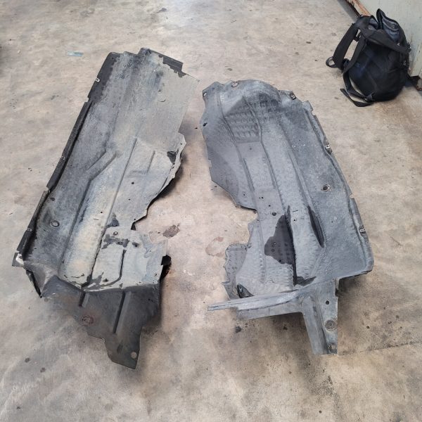 2003 Ford F-250 Rear Wheel Well Liner Set - Image 2