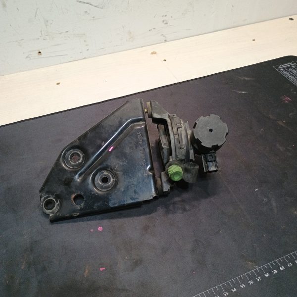 2003 Ford F250 Fuel Vapor Purge Valve with Bracket - Image 4