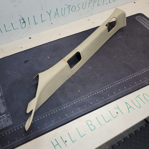 2008 Ford F-350 A-Pillar Trim Driver Side