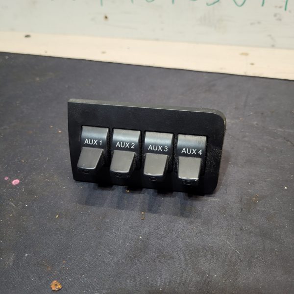 2008 Ford F-350 Auxiliary Power Switches