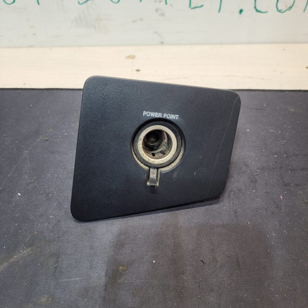 2008 Ford F-350 Power Point (In Bezel)