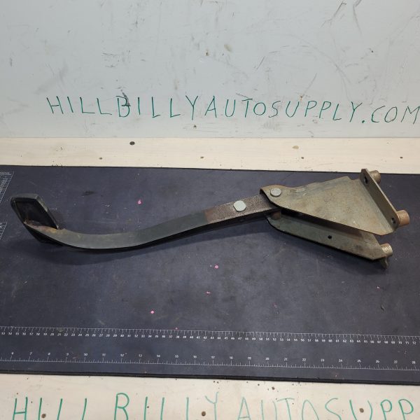 2008 Ford F-350 Brake Pedal - Image 2