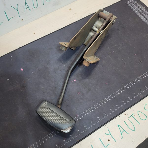2008 Ford F-350 Brake Pedal