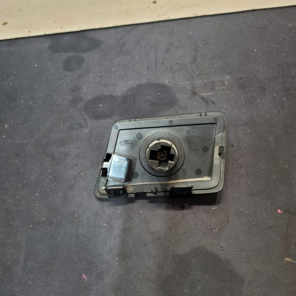 2008 Ford F-350 Power Point (In Bezel) - Image 2