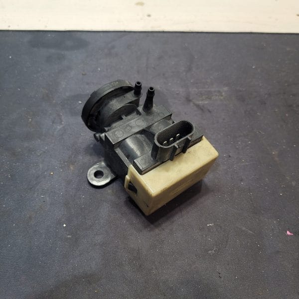 2008 Ford F-350 4wd Selector Solenoid - Image 2