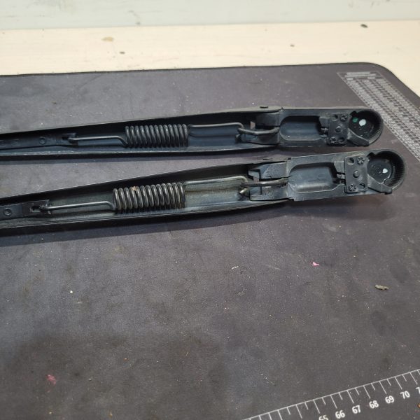 2008 Ford F-350 Windshield Wiper and Arms - Image 2