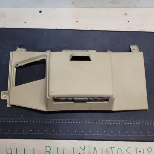 2008 Ford F-350 Cupholder and Lower Dash Assembly
