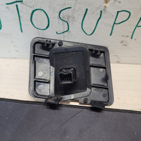 2008 Ford F-350 Aux Chord Point (In Bezel) - Image 2
