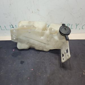 2008 Ford F-350 Washer Fluid Reservoir