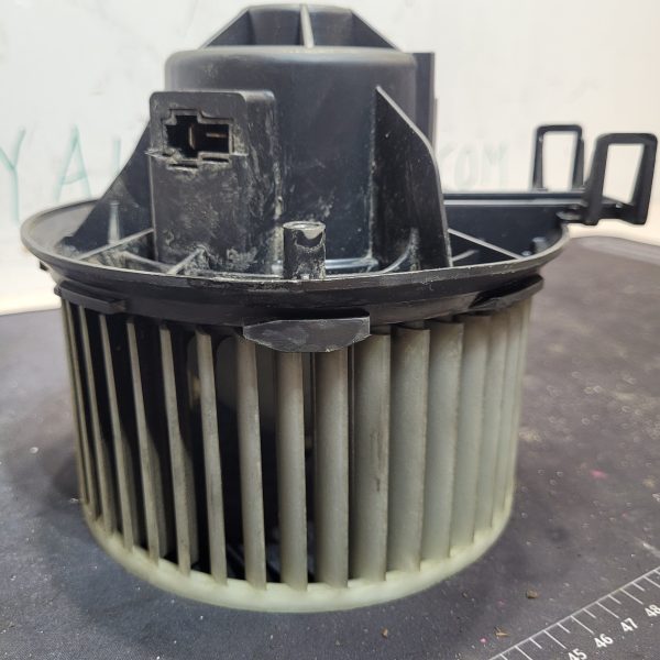 2008 Ford F-350 A/C Blower Motor - Image 2