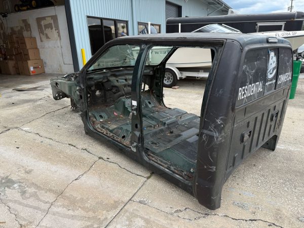 2003 Ford F250 Truck Cab with Title - Image 2