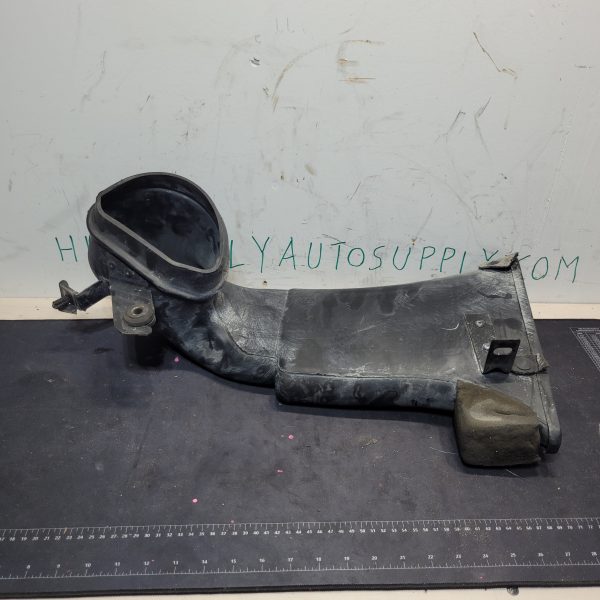 2008 Ford F-350 Air Cleaner Intake Tube (Diesel)
