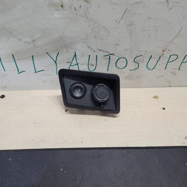 2015 Ford F-250 Power Point/Exhaust Brake Switch