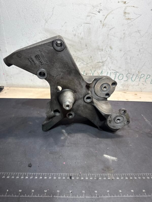 2008 Ford F-350 6.4L PowerStroke Tensioner Pulley Bracket