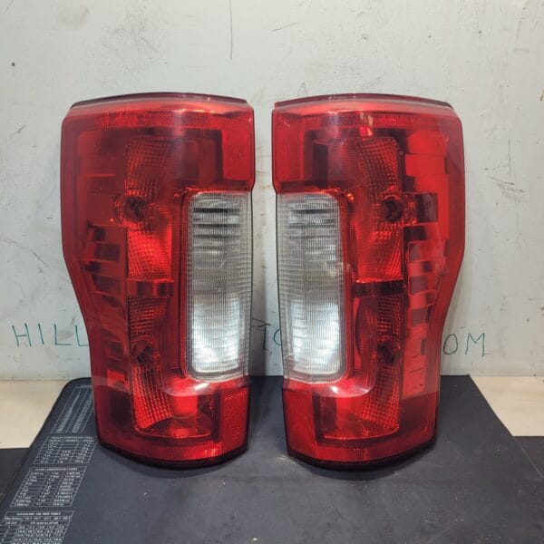 2019 Ford F-350 Rear Taillights