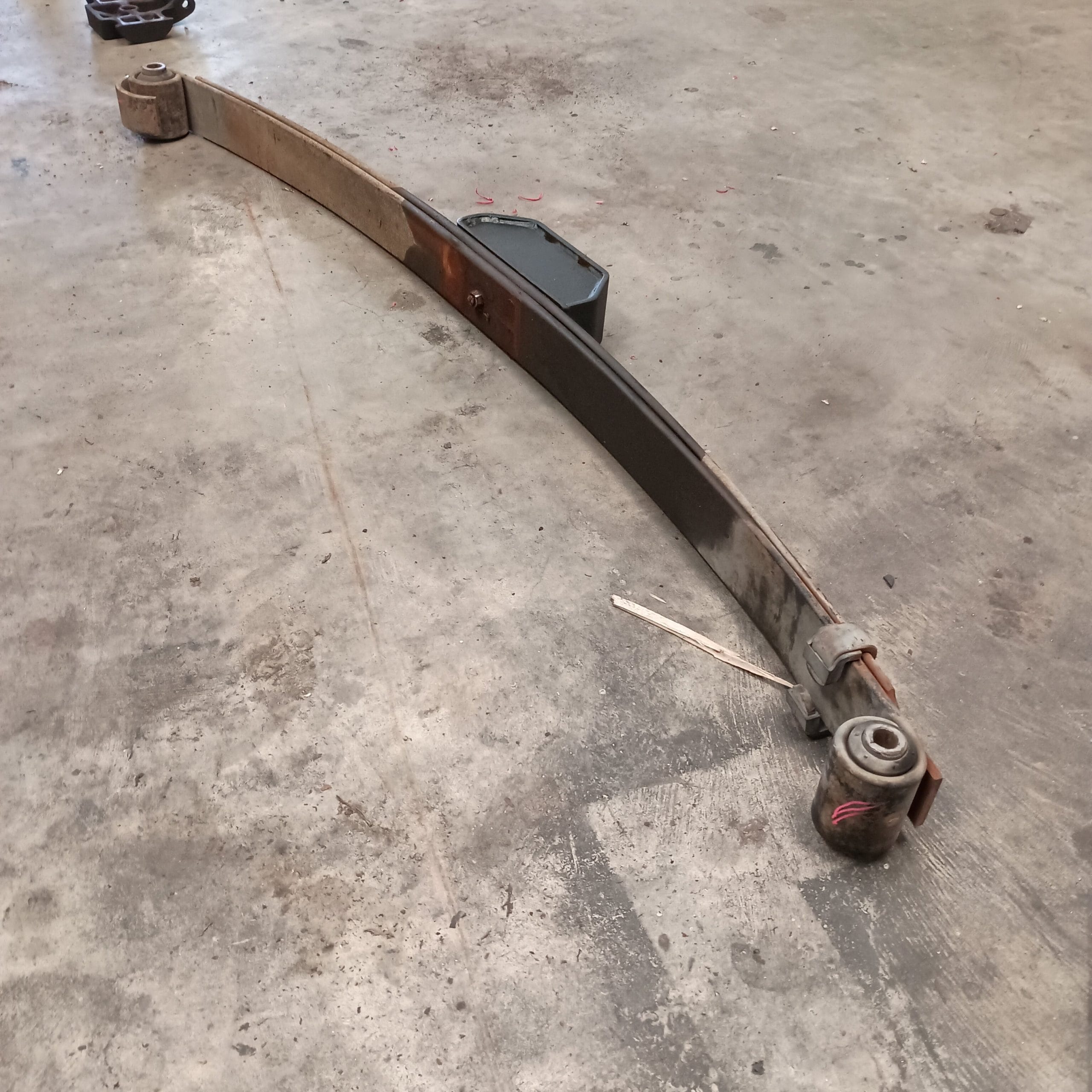 1999-2004 Ford F250 Front Leaf Springs (Pair) - Image 2