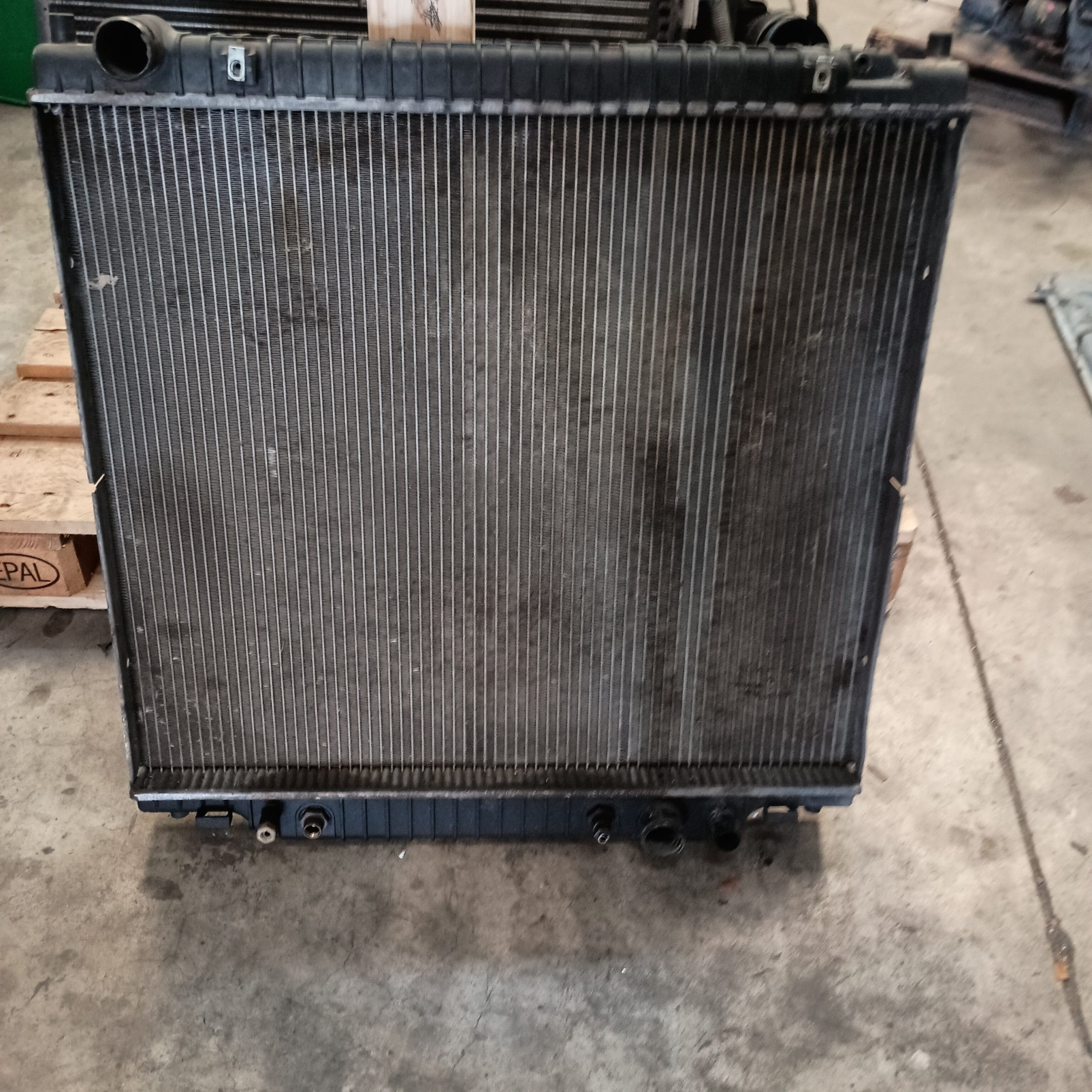 2003 Ford F250 Radiator - Diesel - engine type?