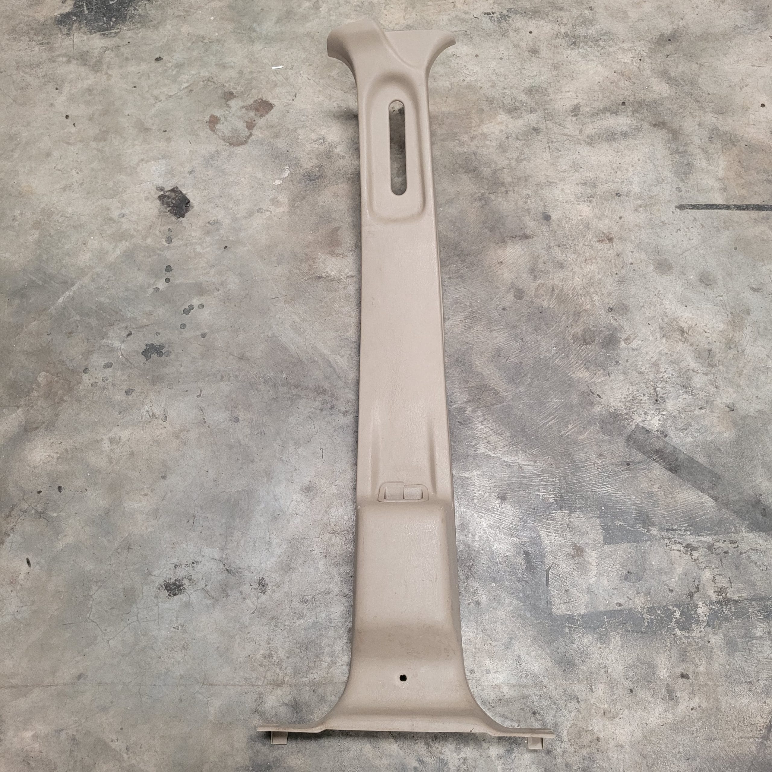 2003 Ford F250 B-Pillar Interior Trim Passenger