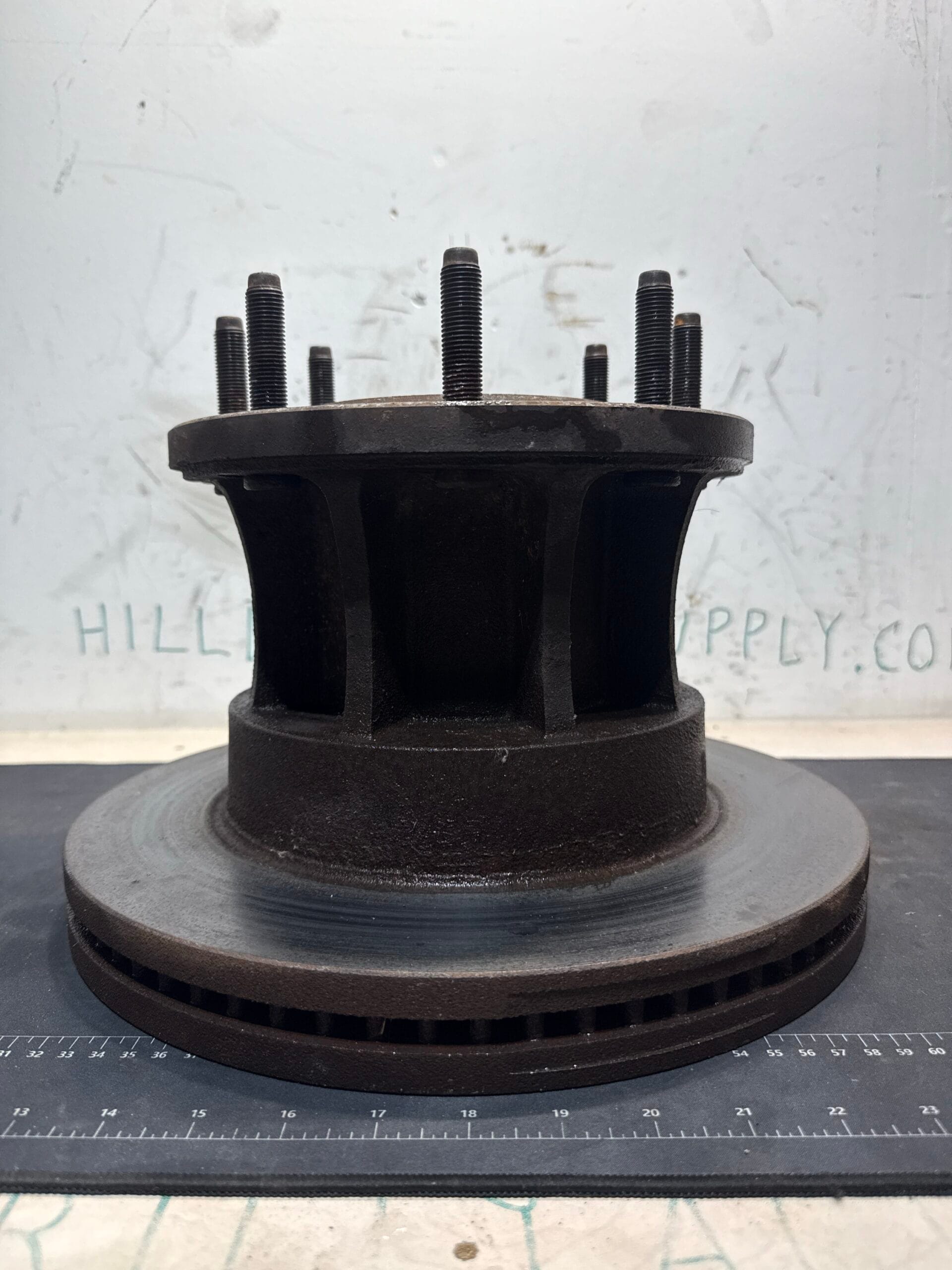 2005 Ford F350 Front Brake Rotor and Wheel Spacer - Image 2