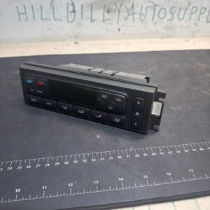 2005 Ford F-350 Dash AC Control Unit