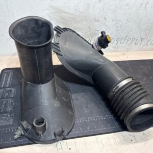 2005 Ford F-350 Airfilter Housing Ends