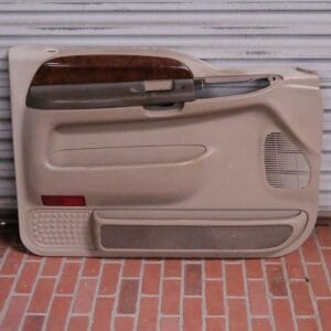 1999-2004 Ford F-250 Lariat Driver Front Door Interior Panel