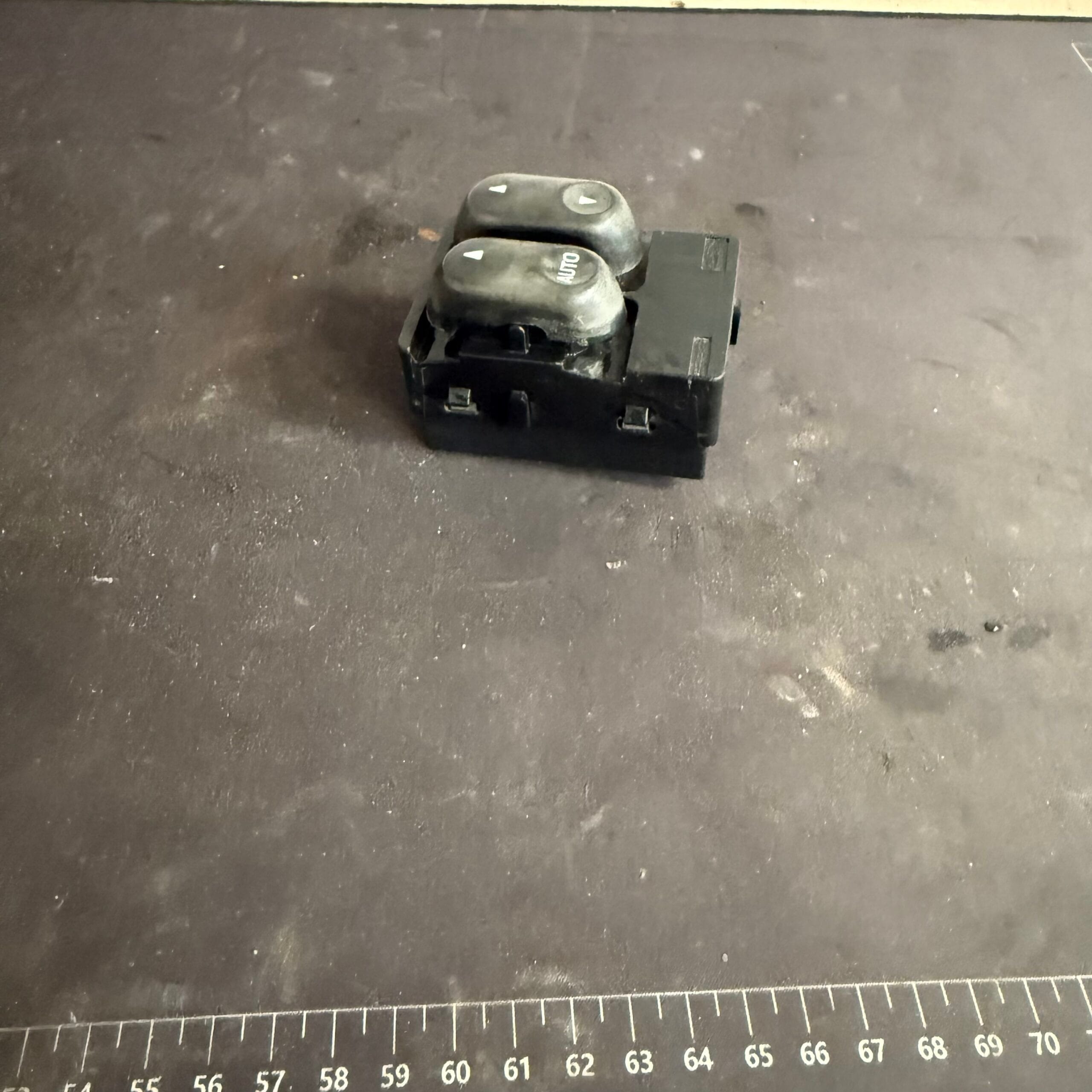 2004 Ford F250 Short Cab Master Window Switch