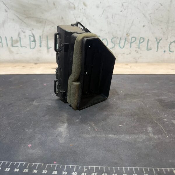 2019 Ford F-350 Driver Side Air Vent - Image 2