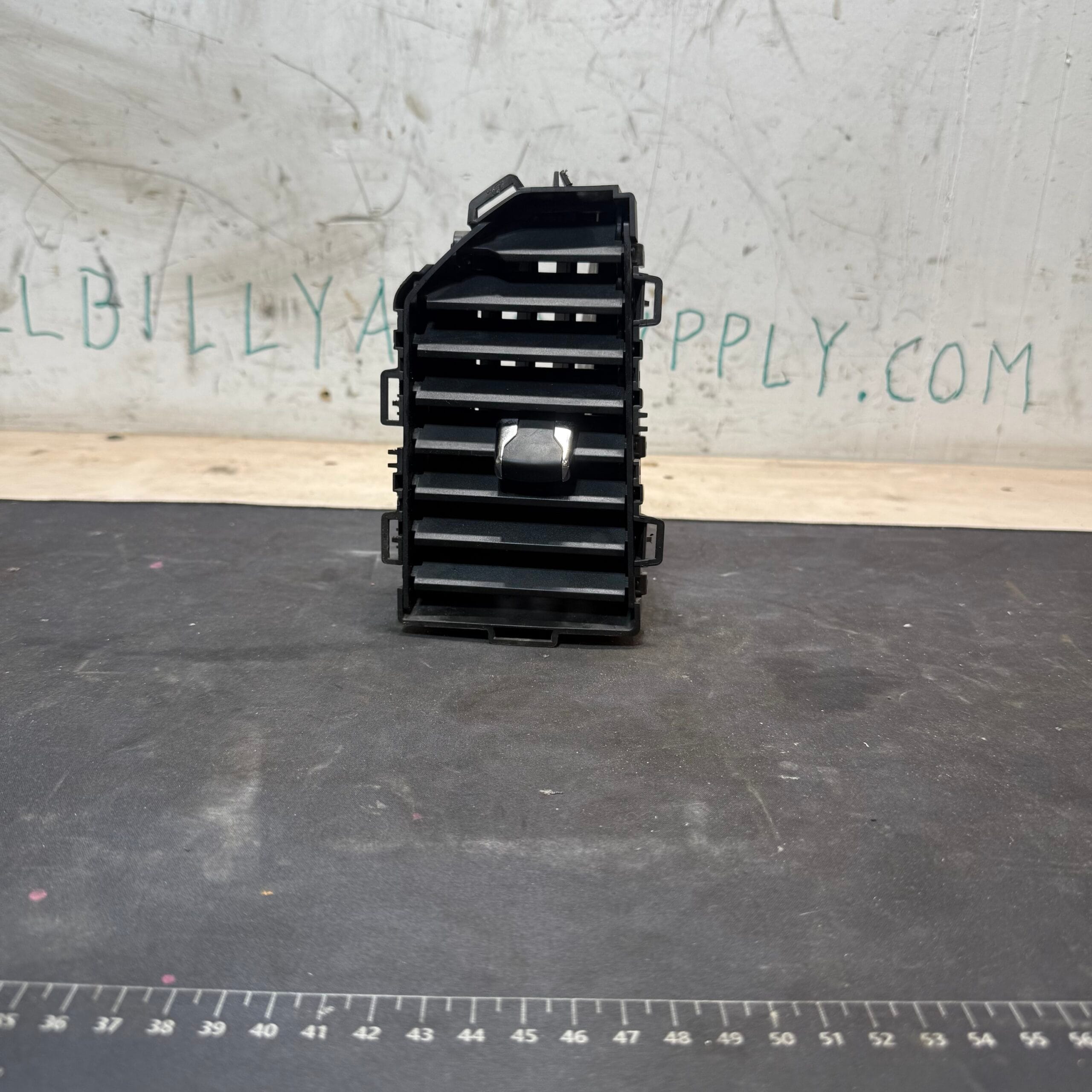 2019 Ford F350 Driver Side Dash Air Vent