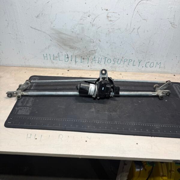 2019 Ford F-350 Windshield Wiper Assembly and Motor