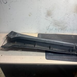 2011-2016 Ford F250 F350 Windshield Wiper Cowl - Standard Wear